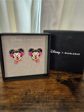 Disney x Baublebar Minnie Mouse Stud Earrings Holiday, Winter, Christmas New
